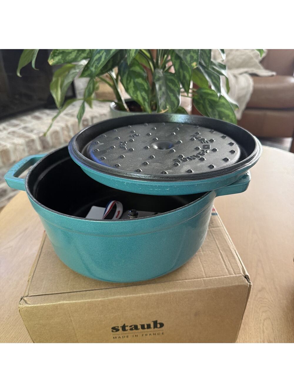 Staub Cocotte 24cm 3.7L Mint Green Cast Iron Dutch Oven 40501-141-0